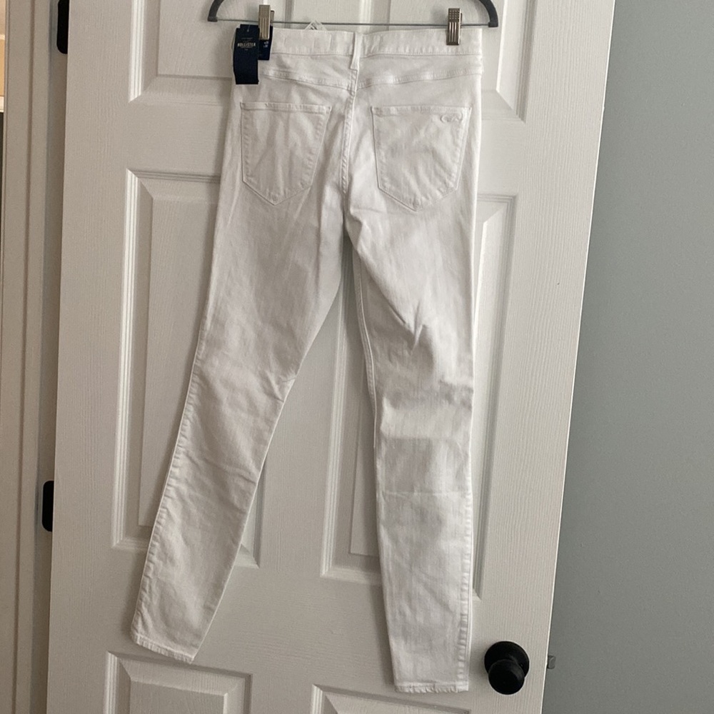 Hollister Jeans - Picture 2 of 5
